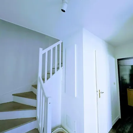 Maison Lumineuse Et Climatisee, A 12mn Ferienhaus *